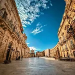 Διαμέρισμα Donna Concetta A Due Passi Da Ortigia *